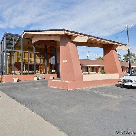 America'S Best Value Inn Върнал Екстериор снимка